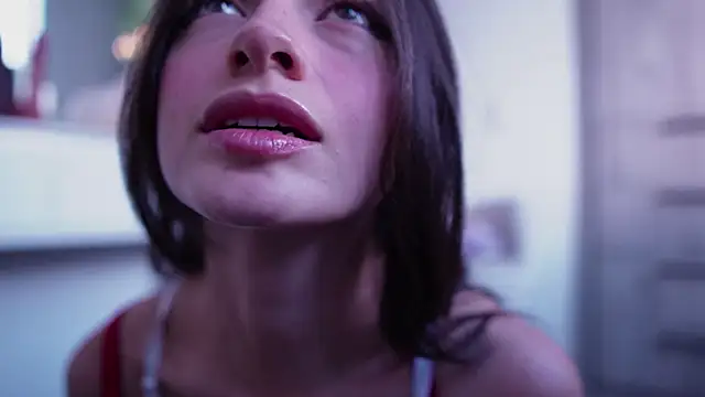 Snapshot of Megga_Bluee chatting on 12-20-25, 09:55 Megga Bluee online show from 12-20-25, 09:55