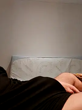 Snapshot of Achraf_walk chatting on 11-28-25, 12:02 Achraf walk online show from 11-28-25, 12:02