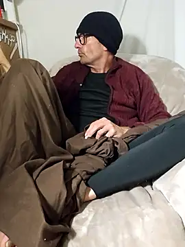 Pumpndeep online show from 12-20-25, 10:33