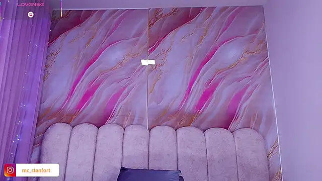 mia stanfort online show from 02-15-26, 07:21