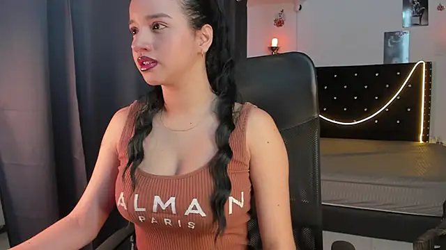 emilyrouxe online show from 01-10-25, 03:06