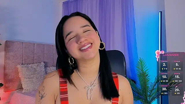 emilyrouxe online show from 11-10-25, 04:17