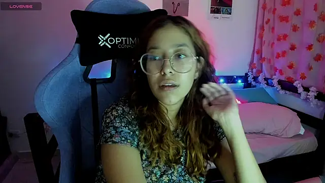 Snapshot of _Moon_Johnson chatting on 03-19-25, 01:10 Moon Johnson online show from 03-19-25, 01:10