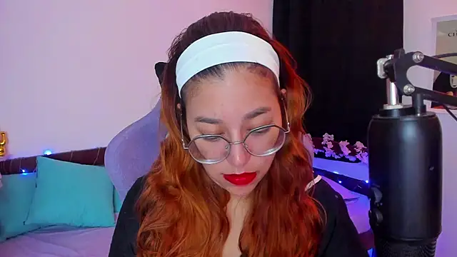 Snapshot of _Moon_Johnson chatting on 11-08-25, 01:50 Moon Johnson online show from 11-08-25, 01:50