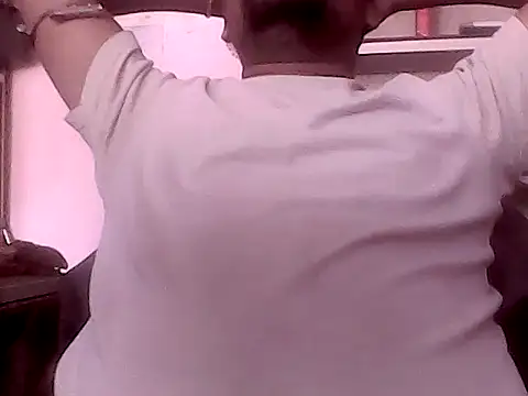 Snapshot of sudhastriper chatting on 12-05-25, 07:17 sudhastriper online show from 12-05-25, 07:17