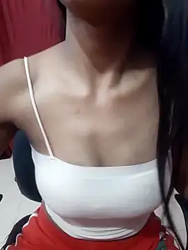 Snapshot of gulabo-Queen chatting on 12-13-25, 07:53 gulabo-Queen online show from 12-13-25, 07:53