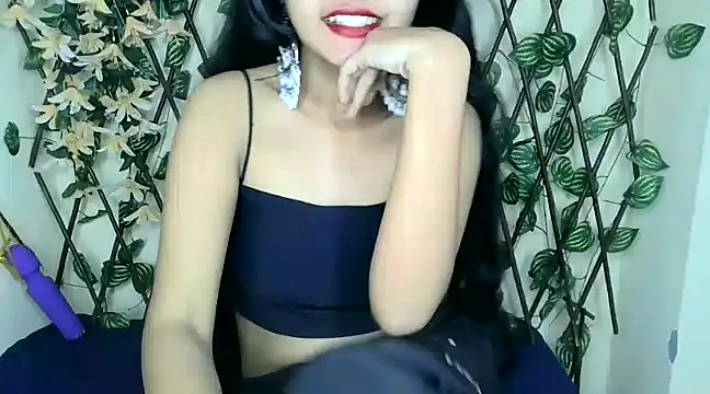 SUZY FROMUS online show from 02-06-25, 08:13