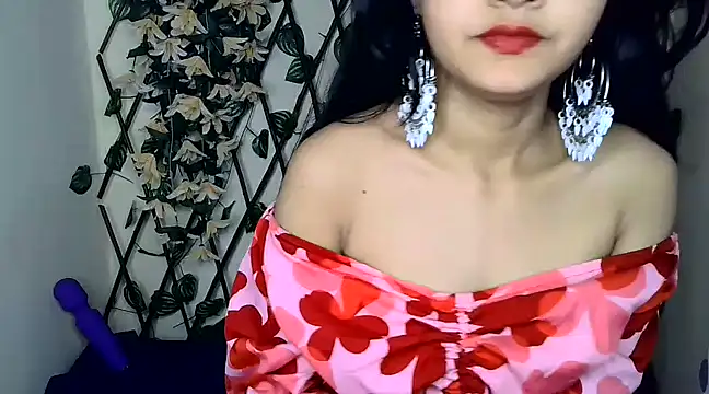 SUZY FROMUS online show from 02-15-25, 07:17