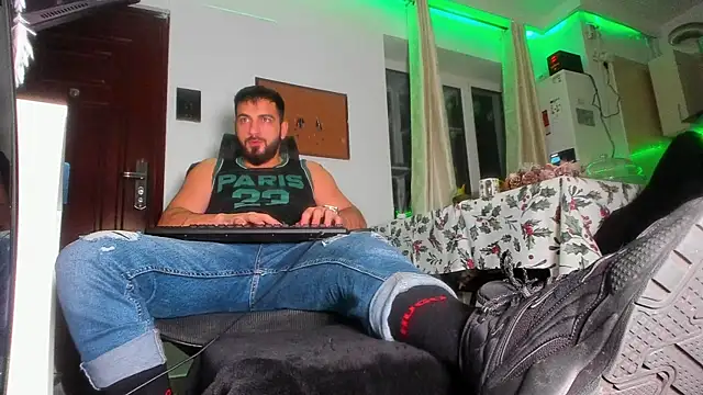 Snapshot of welcometo_hell chatting on 11-27-25, 03:08 welcometo hell online show from 11-27-25, 03:08