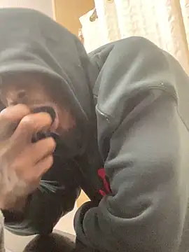 Snapshot of Backshort11 chatting on 02-22-25, 02:39 Backshort11 online show from 02-22-25, 02:39