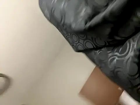 Snapshot of Backshort11 chatting on 10-20-25, 03:07 Backshort11 online show from 10-20-25, 03:07