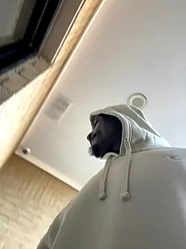 Snapshot of Backshort11 chatting on 11-03-25, 03:13 Backshort11 online show from 11-03-25, 03:13