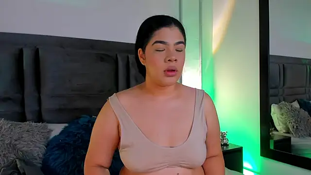 EmmaBecket2 online show from 01-17-25, 03:55