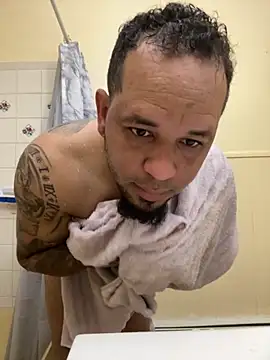 Snapshot of kelin17 chatting on 10-07-25, 08:11 kelin17 online show from 10-07-25, 08:11