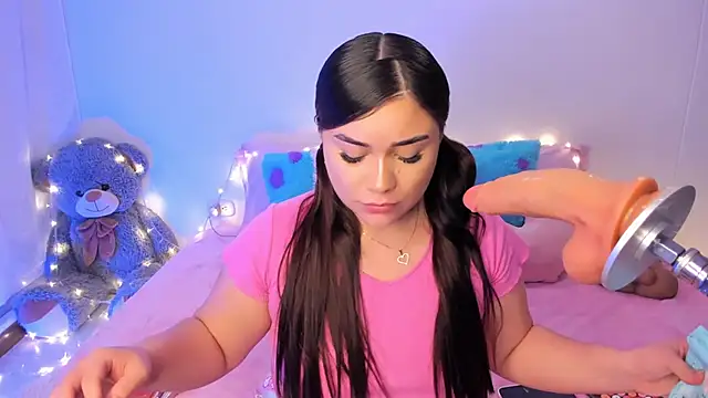 Isa belaa online show from 03-18-25, 11:08