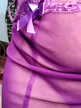 Snapshot of Hottyalia chatting on 02-10-25, 09:58 Hottyalia online show from 02-10-25, 09:58