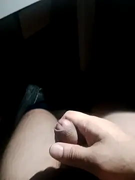 Snapshot of Edipaca chatting on 09-19-25, 05:53 Edipaca online show from 09-19-25, 05:53