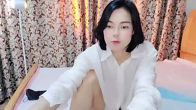 Linda-LL online show from 02-17-25, 05:47