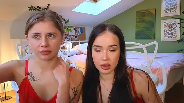 Snapshot of hannah_x_x_ chatting on 11-06-25, 07:53 hannah x x online show from 11-06-25, 07:53