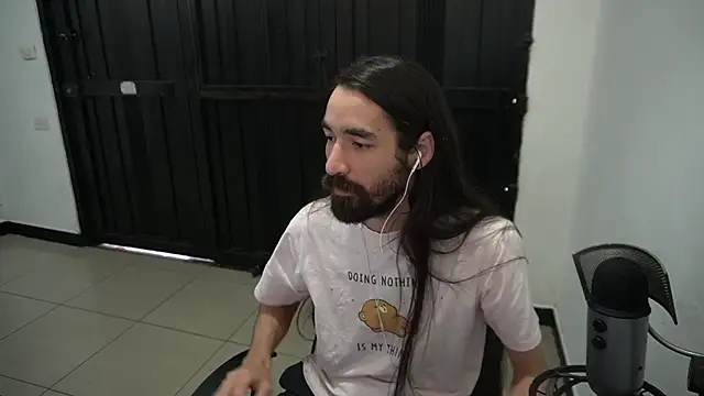 Snapshot of Your_Ice_cream chatting on 01-30-25, 11:55 Your Ice cream online show from 01-30-25, 11:55