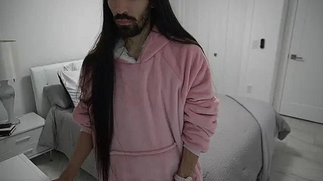 Snapshot of Your_Ice_cream chatting on 02-13-25, 11:39 Your Ice cream online show from 02-13-25, 11:39