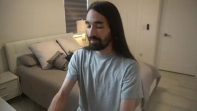 Snapshot of Your_Ice_cream chatting on 02-22-25, 10:52 Your Ice cream online show from 02-22-25, 10:52