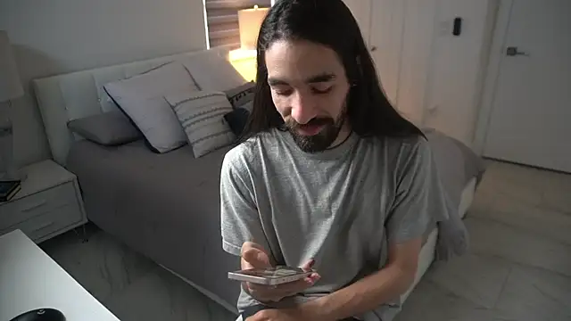 Snapshot of Your_Ice_cream chatting on 02-24-25, 06:58 Your Ice cream online show from 02-24-25, 06:58