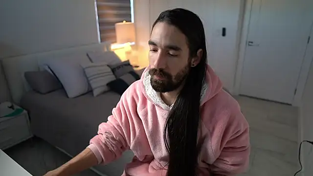 Snapshot of Your_Ice_cream chatting on 03-11-25, 12:06 Your Ice cream online show from 03-11-25, 12:06