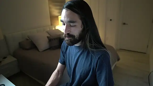 Snapshot of Your_Ice_cream chatting on 03-23-25, 03:54 Your Ice cream online show from 03-23-25, 03:54