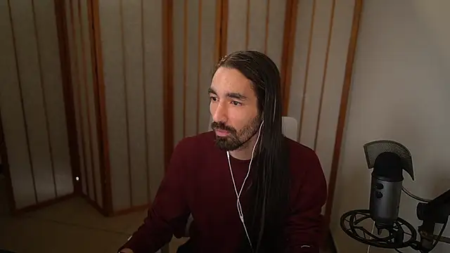 Snapshot of Your_Ice_cream chatting on 11-20-25, 03:12 Your Ice cream online show from 11-20-25, 03:12