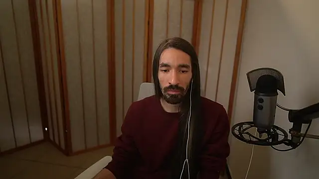 Snapshot of Your_Ice_cream chatting on 11-23-25, 03:23 Your Ice cream online show from 11-23-25, 03:23