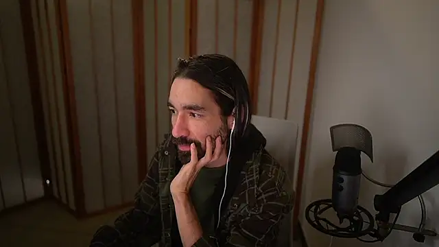 Snapshot of Your_Ice_cream chatting on 11-27-25, 03:25 Your Ice cream online show from 11-27-25, 03:25