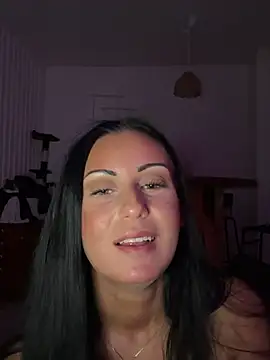 Snapshot of SweNatasha chatting on 12-11-24, 01:26 SweNatasha online show from 12-11-24, 01:26