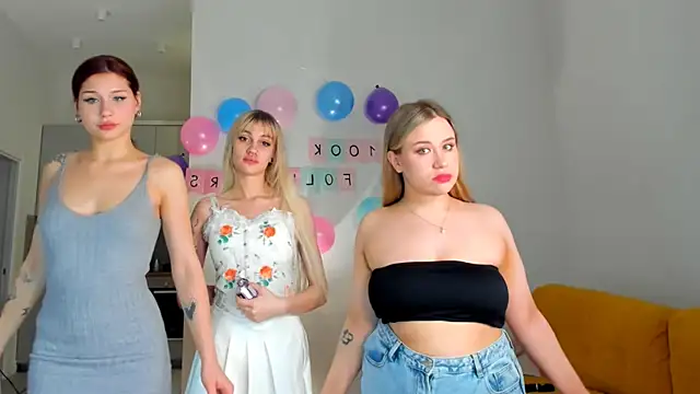 Snapshot of lina_x_x chatting on 01-18-25, 03:59 lina x x online show from 01-18-25, 03:59