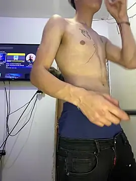 Snapshot of LatinBoysxxx chatting on 01-16-25, 12:23 LatinBoysxxx online show from 01-16-25, 12:23