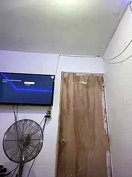 Snapshot of LatinBoysxxx chatting on 01-25-25, 05:40 LatinBoysxxx online show from 01-25-25, 05:40