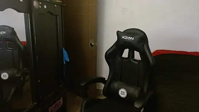 kv   xxx  online show from 09-24-25, 10:35