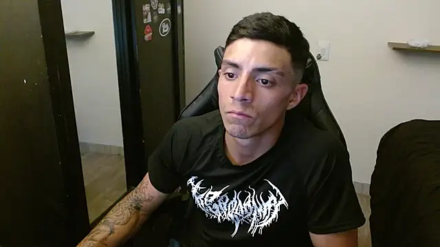 kv   xxx  online show from 04-10-26, 09:41