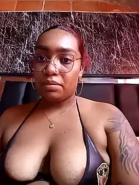 Cinnamon-Skin online show from 01-21-25, 08:54