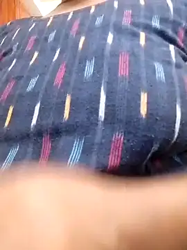 Snapshot of sneha_telugu_girl chatting on 12-27-24, 07:18 sneha telugu girl online show from 12-27-24, 07:18