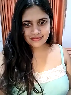 Snapshot of chanu174174 chatting on 06-11-26, 04:43 chanu174174 online show from 06-11-26, 04:43