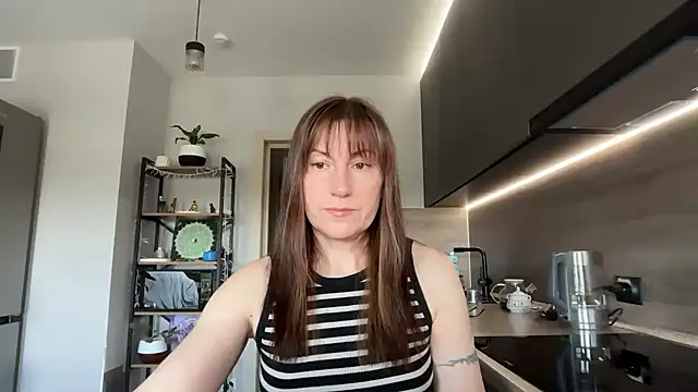 jainesummer online show from 05-18-26, 08:53