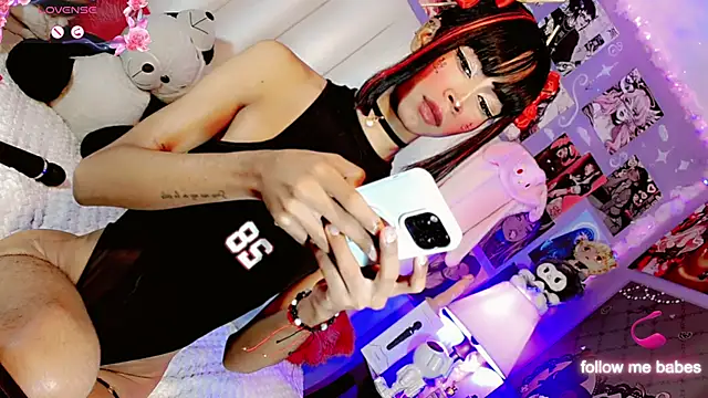 Snapshot of Jadee_Ariell chatting on 09-30-25, 03:17 Jadee Ariell online show from 09-30-25, 03:17