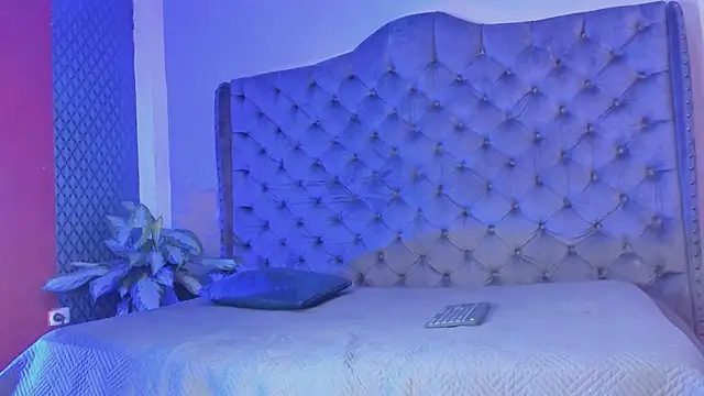 yulianademond66 online show from 02-19-25, 08:31