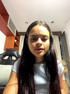 Snapshot of HannaRhodes chatting on 11-09-25, 11:41 HannaRhodes online show from 11-09-25, 11:41