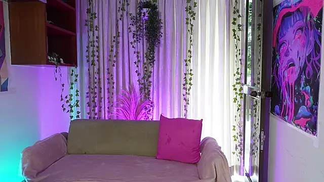 HannaRhodes online show from 02-16-26, 02:24