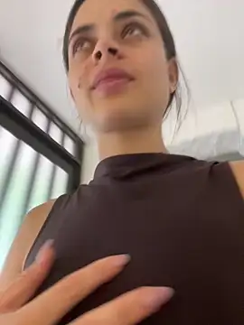 HannaRhodes online show from 03-18-26, 01:25