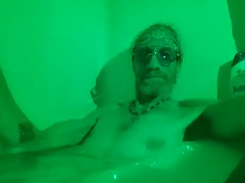 Undercover Pornstar online show from 11-22-25, 06:18