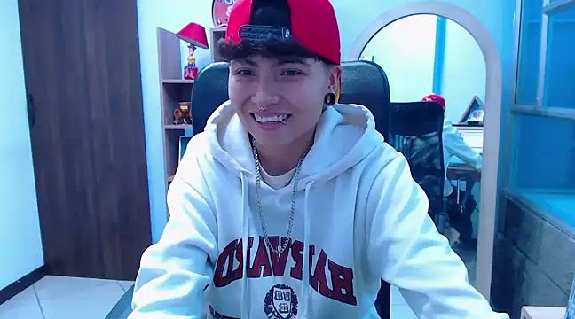 Snapshot of Im_Mathias chatting on 12-03-24, 07:00 Im Mathias online show from 12-03-24, 07:00