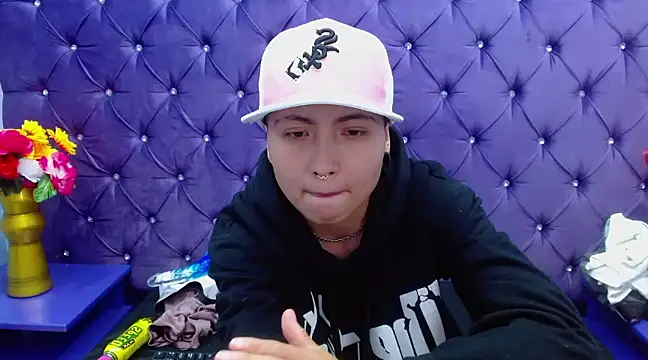 Snapshot of Im_Mathias chatting on 01-11-25, 09:04 Im Mathias online show from 01-11-25, 09:04